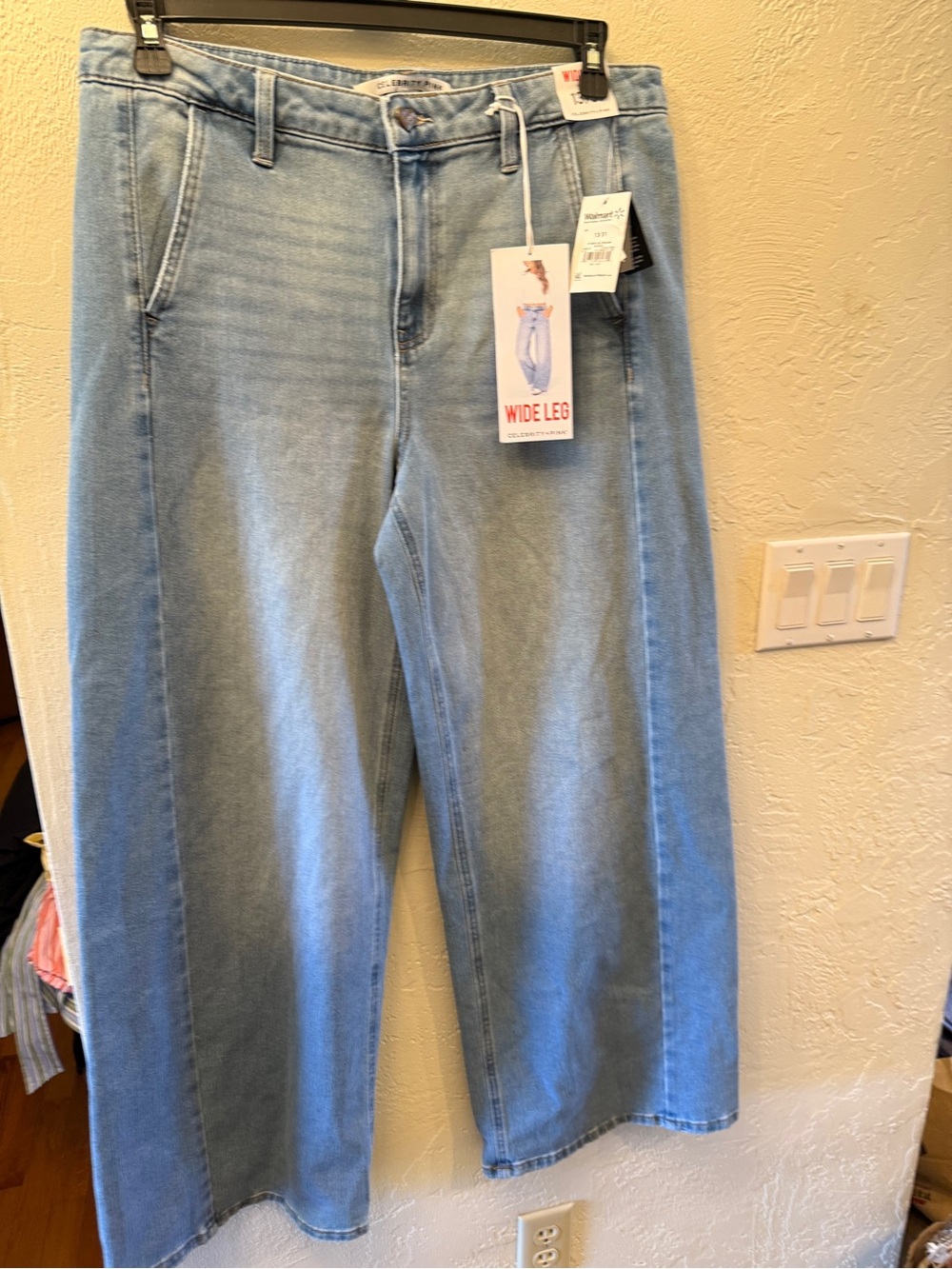 Celebrity Pink Light Blue Wide-Leg Jeans SZ 13 Women’s Pants
